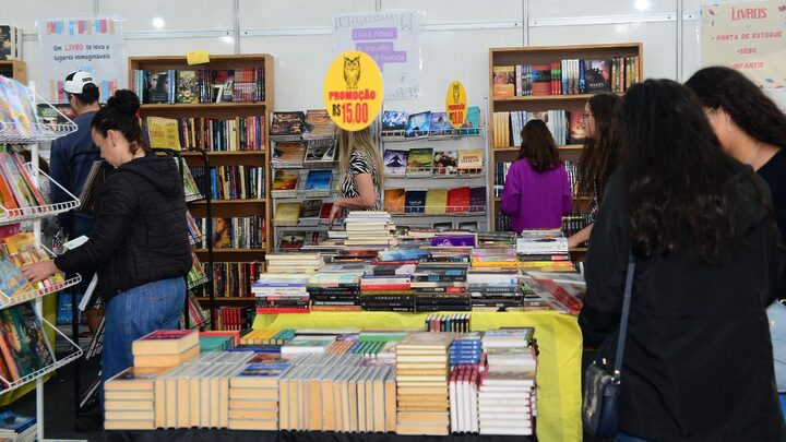 Feira do Livro de Joinville 2024 acontece em junho (Foto: Feira do Livro de Joinville, Divulgação)