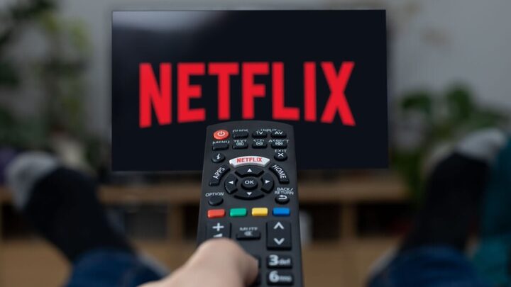 Na Netflix há diversos filmes sobre desastres ambientais (Imagem: MAXSHOT.PL | Shutterstock)