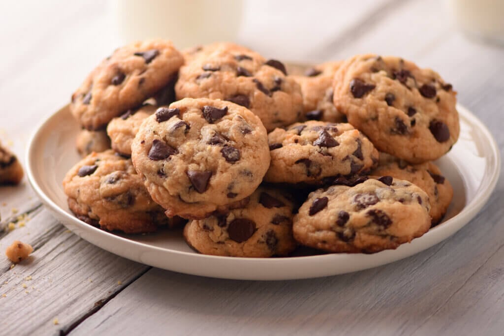 Cookies com gotas de chocolate (Imagem: Worakan Puengpruek | Shutterstock)