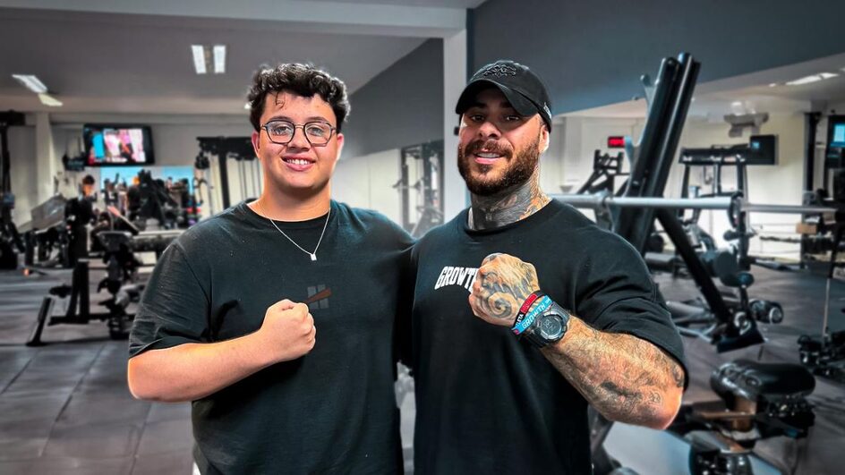 Por que Leo Stronda e youtuber com milhares de seguidores estavam em academia de Joinville
