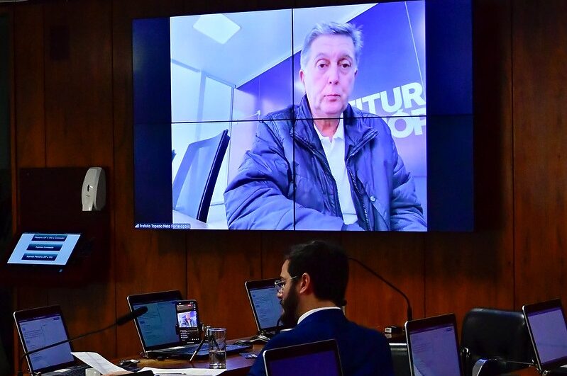 Topázio Neto