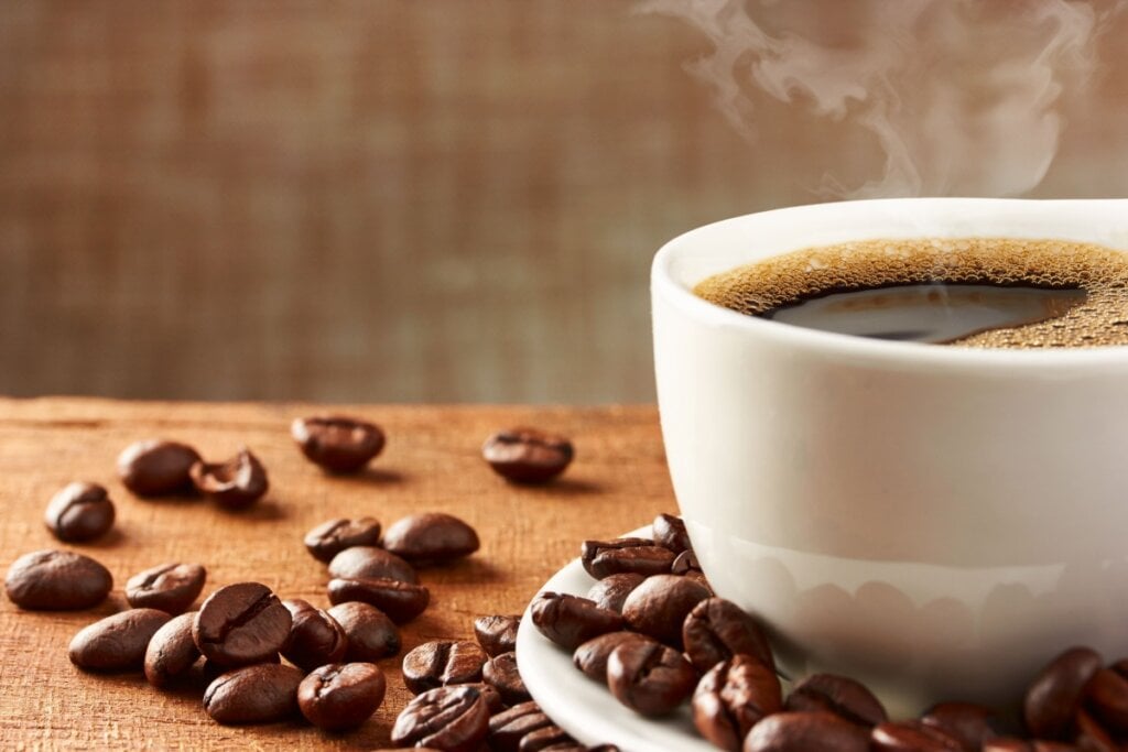 Caf&eacute;s especiais precisam ter uma pontua&ccedil;&atilde;o superior a 80 pontos na escala Specialty Coffee Association (SCA) (Imagem: portumen | Shutterstock)