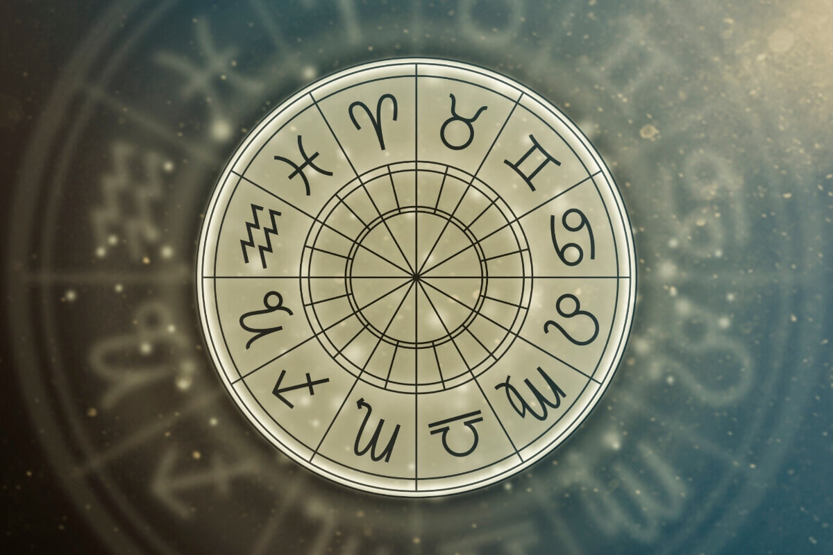 Alguns signos tendem a ser mais introvertidos e reservados que outros (Imagem: Alex SG | Shutterstock)