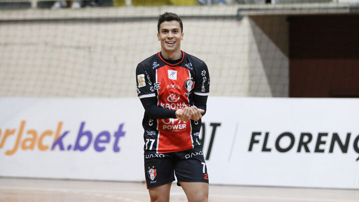 jogador do JEC