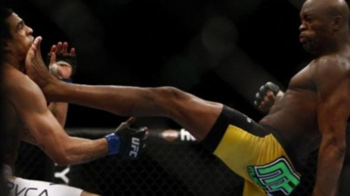 Anderson Silva recusa revanche e provoca Vitor Belfort vai correr atrás do Popó (Foto: Reprodução, UFC)