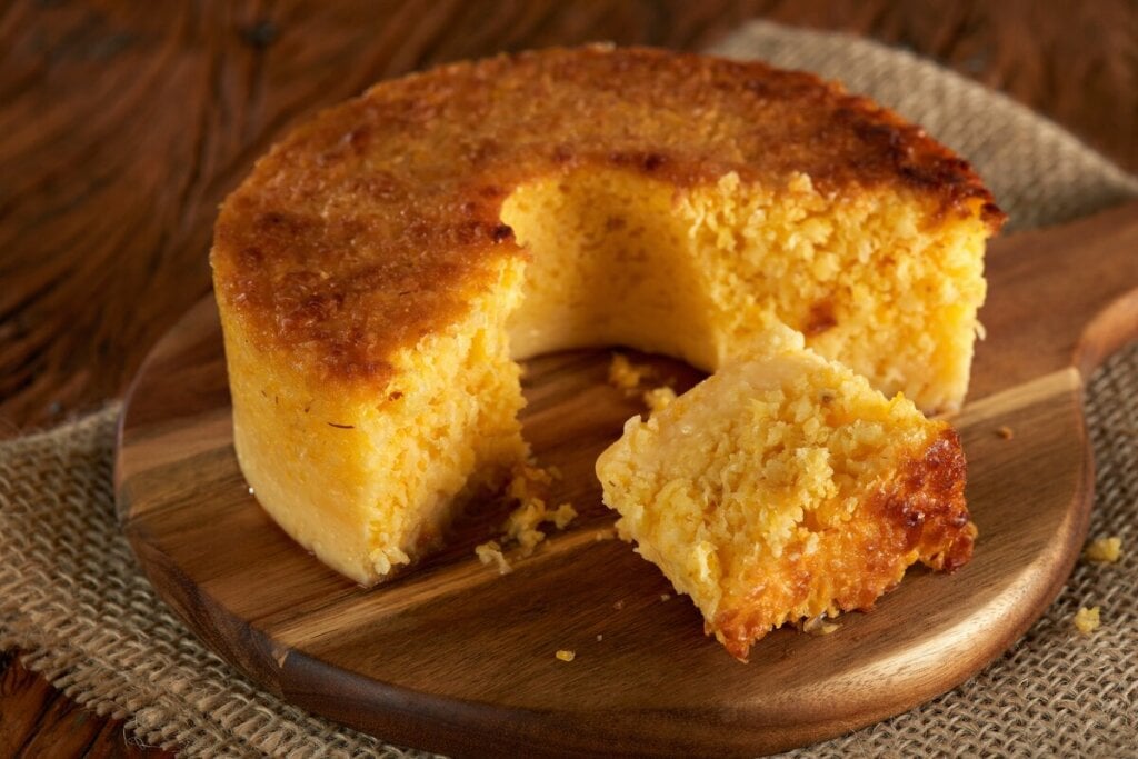 Bolo de fubá (Imagem: estudiofcx | Shutterstock)