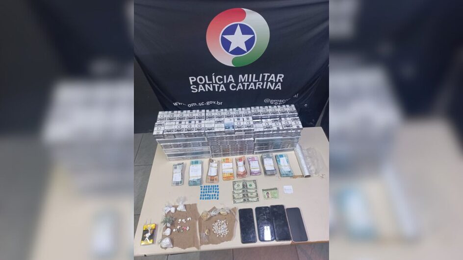 Dinheiro falso e drogas são apreendidos no Sul de SC.