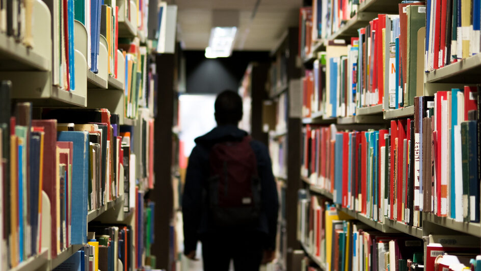 Concurso público com 10 mil vagas para educação é lançado em SC