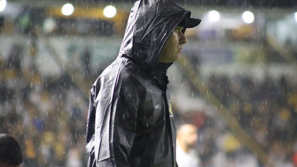 Claudio Tencati é técnico do Criciúma desde agosto de 2021 e tem no currículo os acessos da Série C para a B, da da Série B para a A (Foto: Celso da Luz, Criciúma EC)