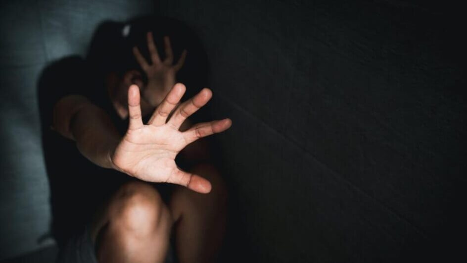 Homem agride própria filha no Sul de Santa Catarina