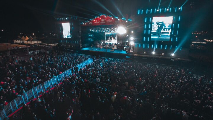 Festa do Pinhão fecha último dia de evento com shows de rock