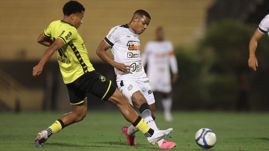 Figueirense vence o São Bernardo de virada pela Série C (Foto: Beno Küster, @benofotos, Figueirense, Divulgação)