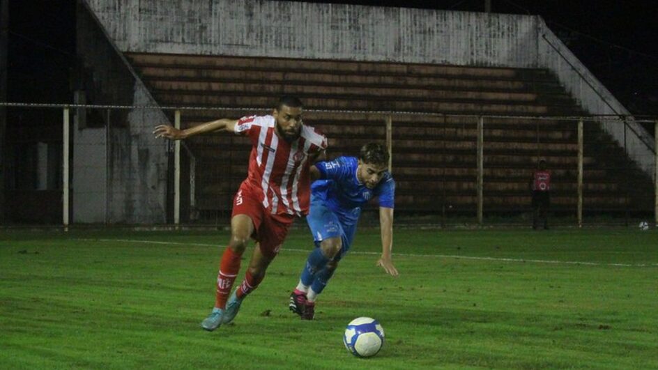 Hercílio Luz perde para o Novo Hamburgo (Foto: Bianca Coan, Hercílio Luz, Divulgação)