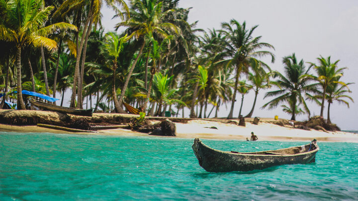 Moradores são forçados a abandonar ilha no Caribe por elevação do nível do mar