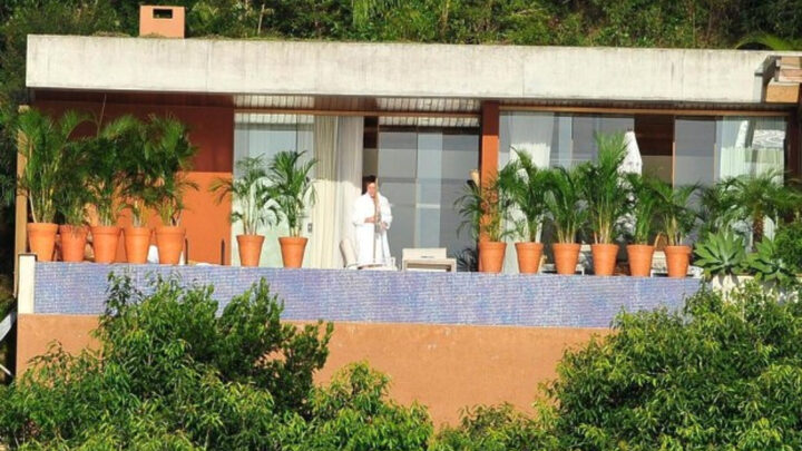O dia em que Paul McCartney foi flagrado de roupão num resort de SC (8)