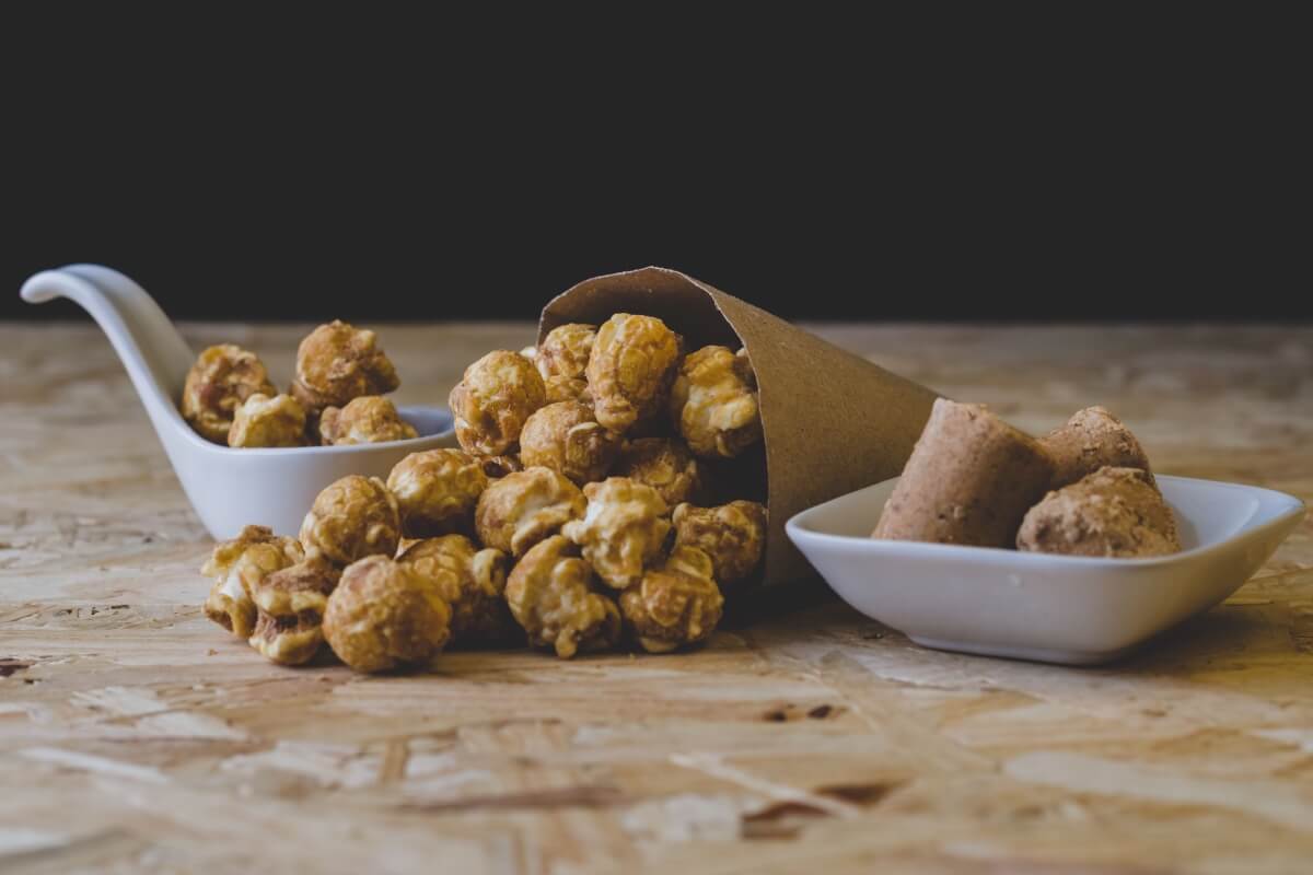 Pipoca gourmet de paçoca (Imagem: Hytalo da Silva Ferreira | Shutterstock)