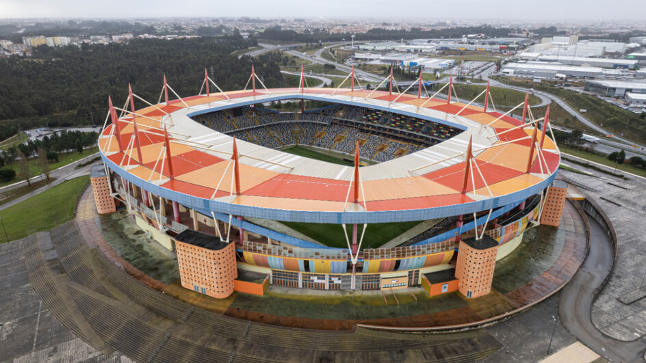 Estádio Municipal de Aveiro será palco do amistoso entre Portugal e Irlanda (Foto: Reprodução, Wikipedia Commons)