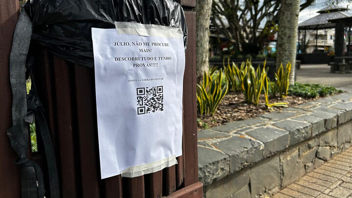 QR Code Misterioso