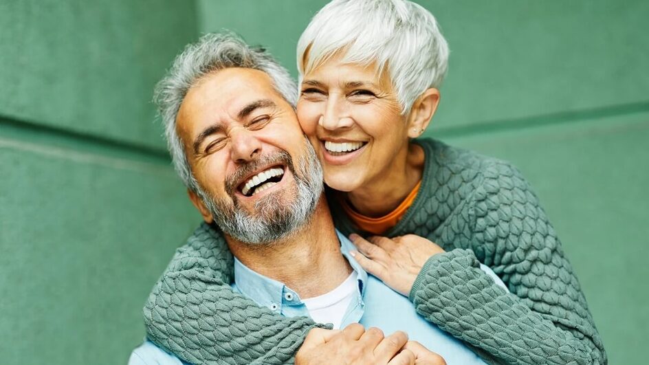Reinventar o relacionamento é necessário para manter uma boa vida a dois (Imagem: pics five | Shutterstock)