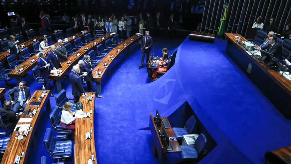 Senado aprova bolsa para apoiar permanência de alunos em universidades