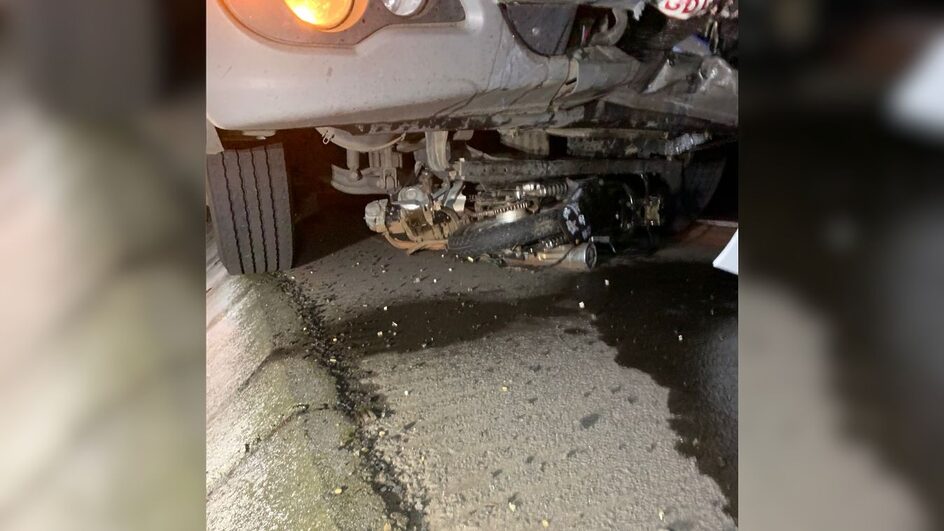 Acidente entre moto e caminhão mata jovem de 18 anos na BR-282 em SC