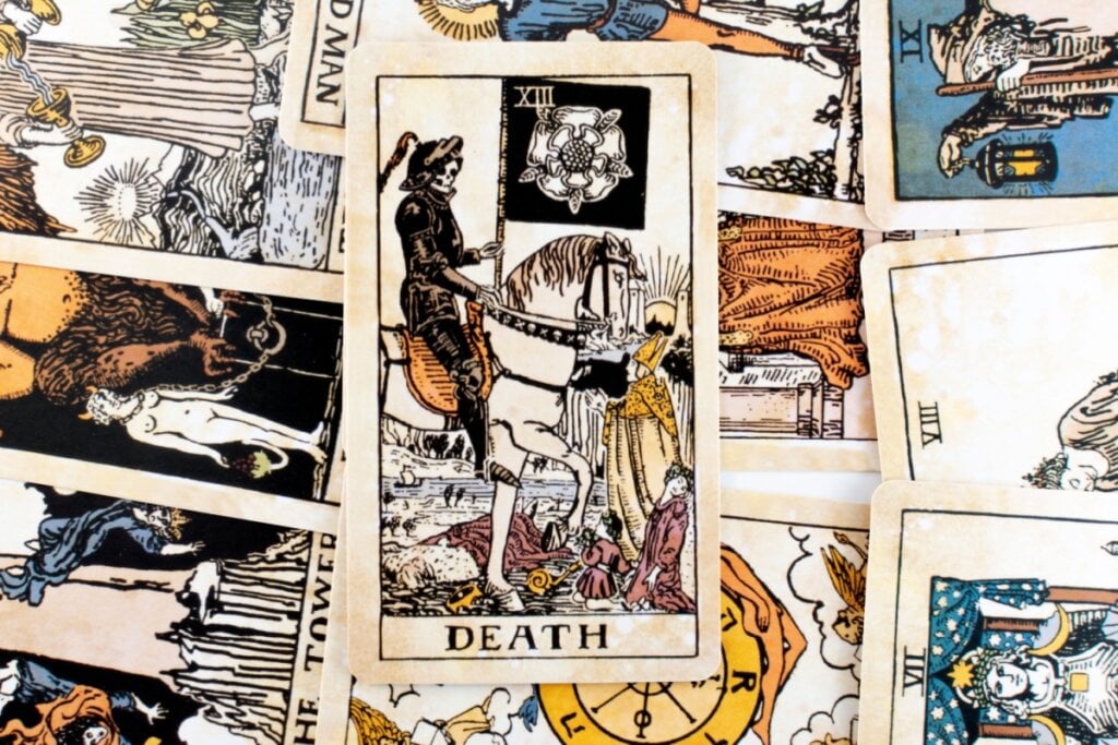 A carta da morte pode indicar que algo precisa ser finalizado (Imagem: JOSEMANUEL246 | Shutterstock)