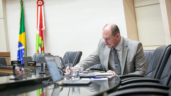 Presidente da Alesc, Mauro De Nadal
