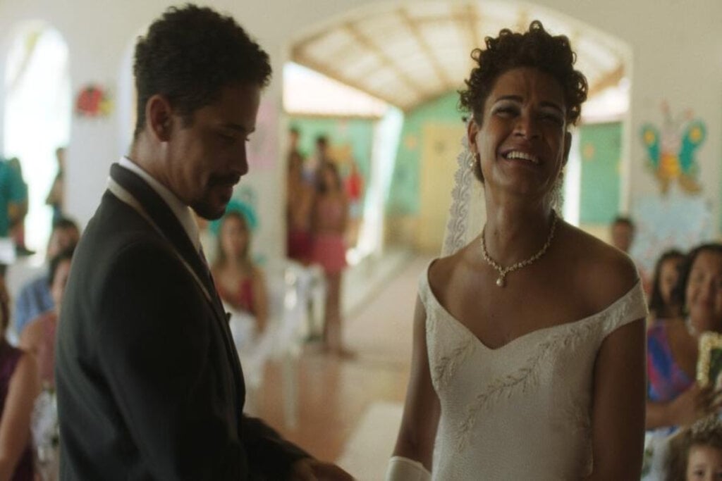“Paloma” acompanha uma agricultora transexual que enfrenta preconceitos enquanto sonha em se casar na igreja (Imagem: Reprodução Digital | Pandora Filmes)