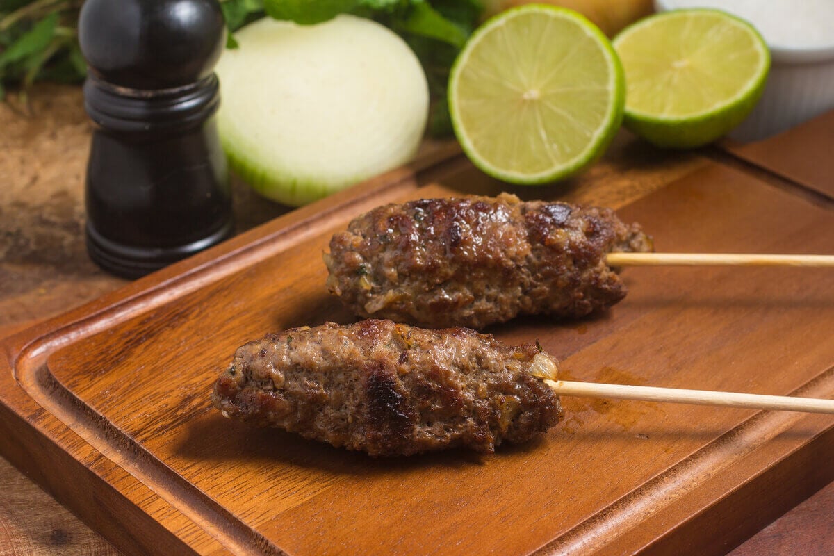 Kafta (Imagem: rodrigobark | Shutterstock)