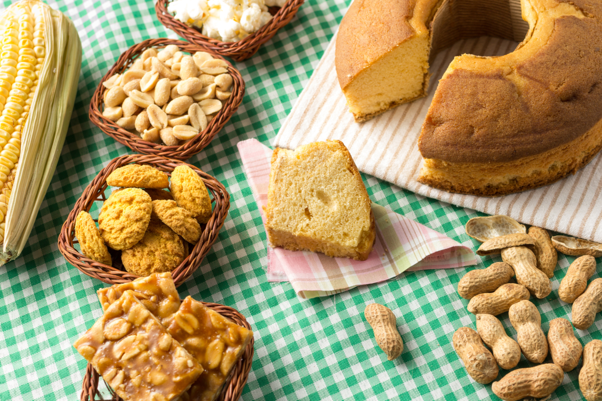 Alguns alimentos desta época do ano podem ser consumidos sem preocupação (Imagem: Vergani Fotografia | Shutterstock)