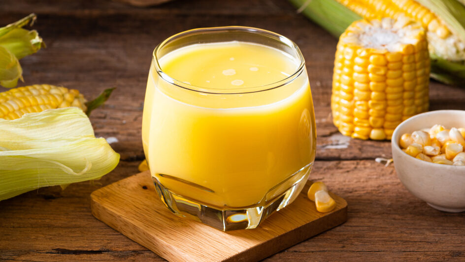 Suco de milho-verde (Imagem: Regreto | Shutterstock)