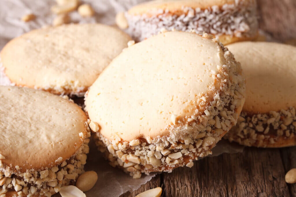 Alfajor de amendoim (Imagem: AS Foodstudio | Shutterstock)