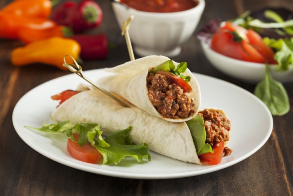 Burrito de carne moída (Imagem: AnjelikaGr | Shutterstock)