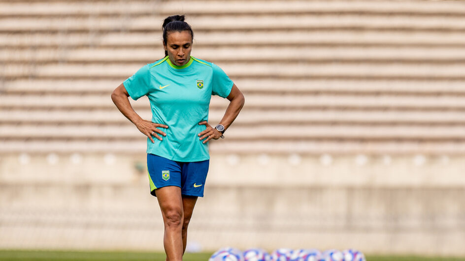 Seis vezes melhor do mundo, Marta deve ser titular na partida (Foto: Miriam Jeske, COB)