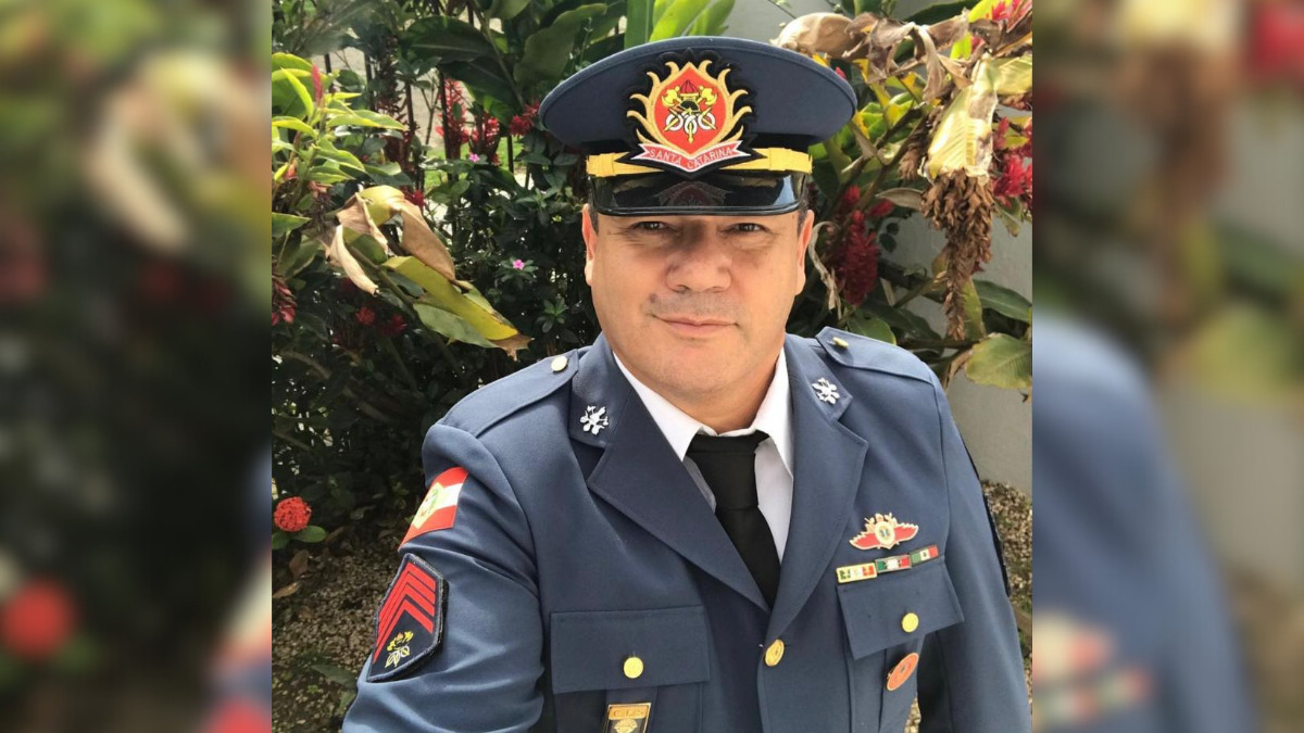 Bombeiro de SC há 37 anos