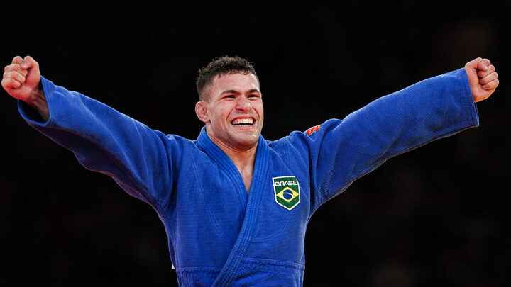 Brasil garante primeira medalha em Paris 2024 e está na final do Judô