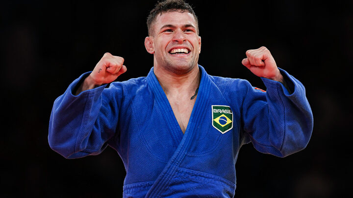 Brasil garante primeira medalha em Paris 2024 e está na final do Judô