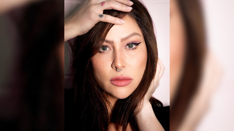Cantora Pitty é internada e passa por cirurgia de emergência
