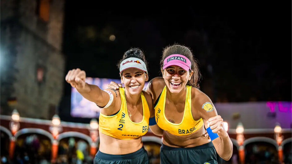 Duda e Ana do vôlei de praia (Foto: Divulgação, World Volleyball)
