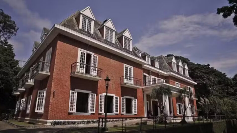 Conheça a casa mais cara do Brasil, vendida a R$ 220 milhões