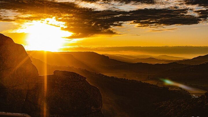 Conheça o Morro do Campestre, famoso por seu pôr do sol na Serra catarinense