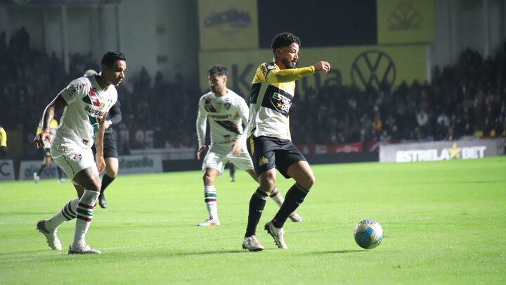 Criciúma empata com o Fluminense (Foto: Celso da Luz, Criciúma)