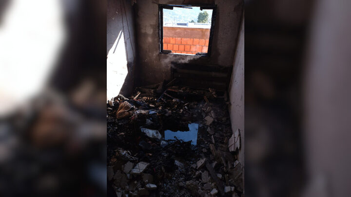 Discussão entre casal termina em incêndio e kitnets ficam destruídas em Florianópolis