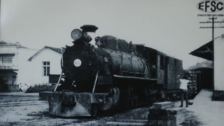 Fotos mostram cenários dos tempos em que ferrovias tinham papel de destaque em SC (Foto: Arquivo NSC)