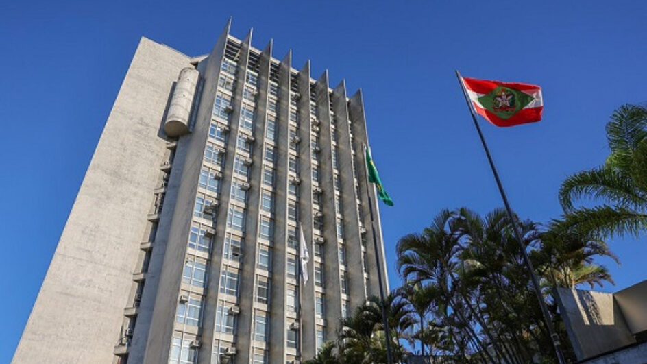 Grupos reflexivos para autores de violência doméstica crescem 34,37% em um ano em SC