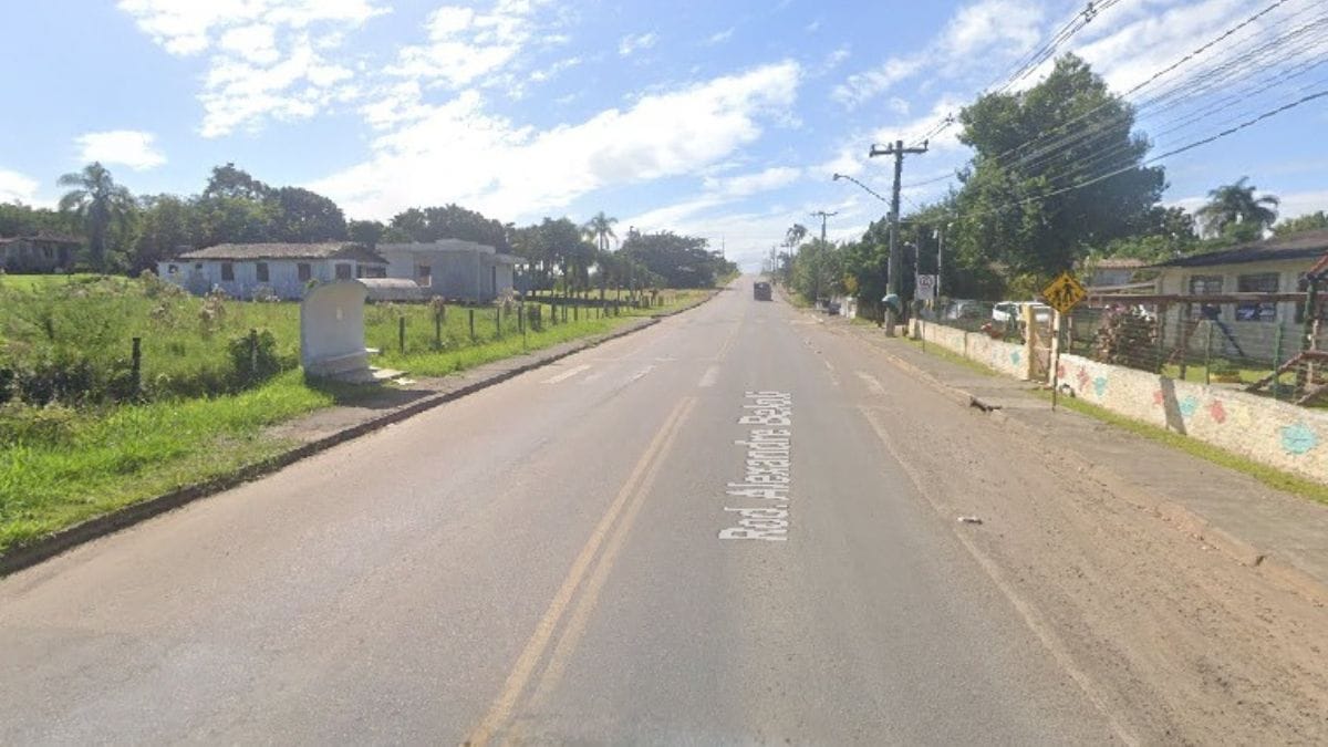 Atear fogo na casa com mulher dentro foi a tentativa que fez um homem ser preso no Sul de SC.