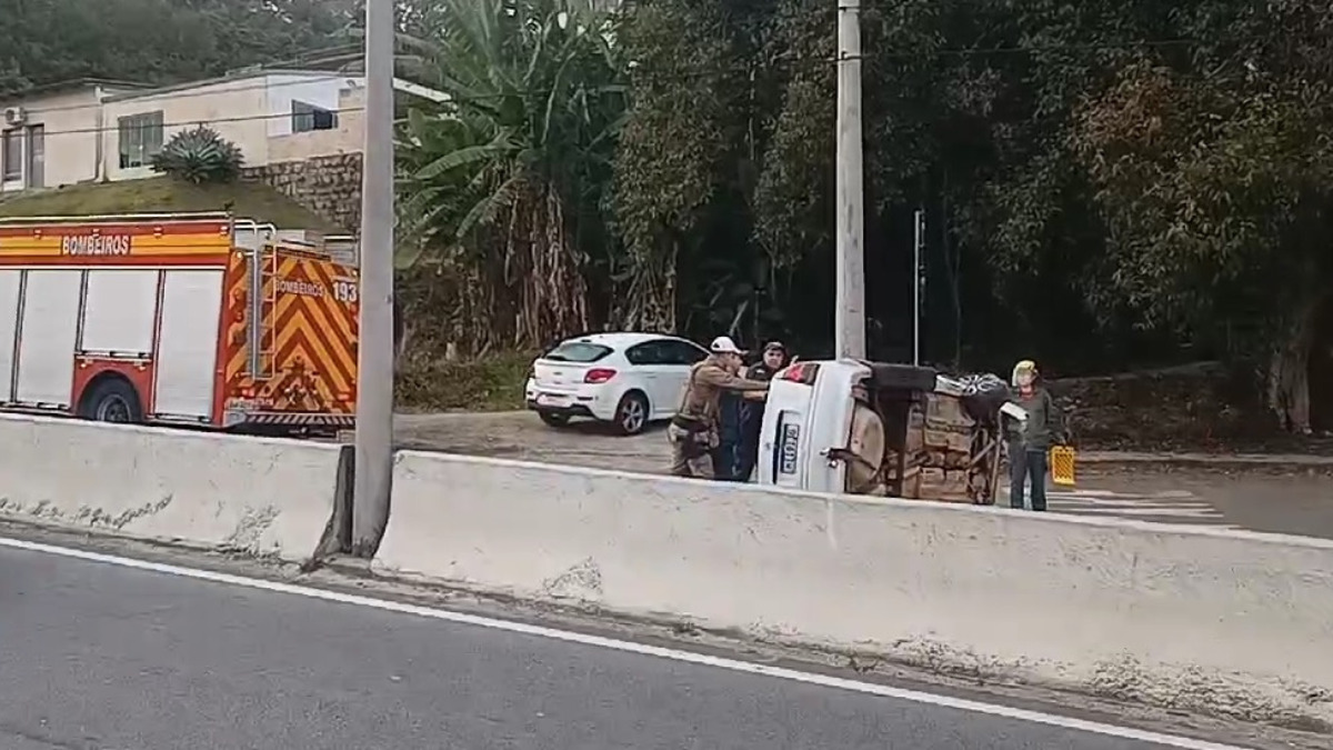 Motorista foge após at na SC-401, em Florianópolis (7)