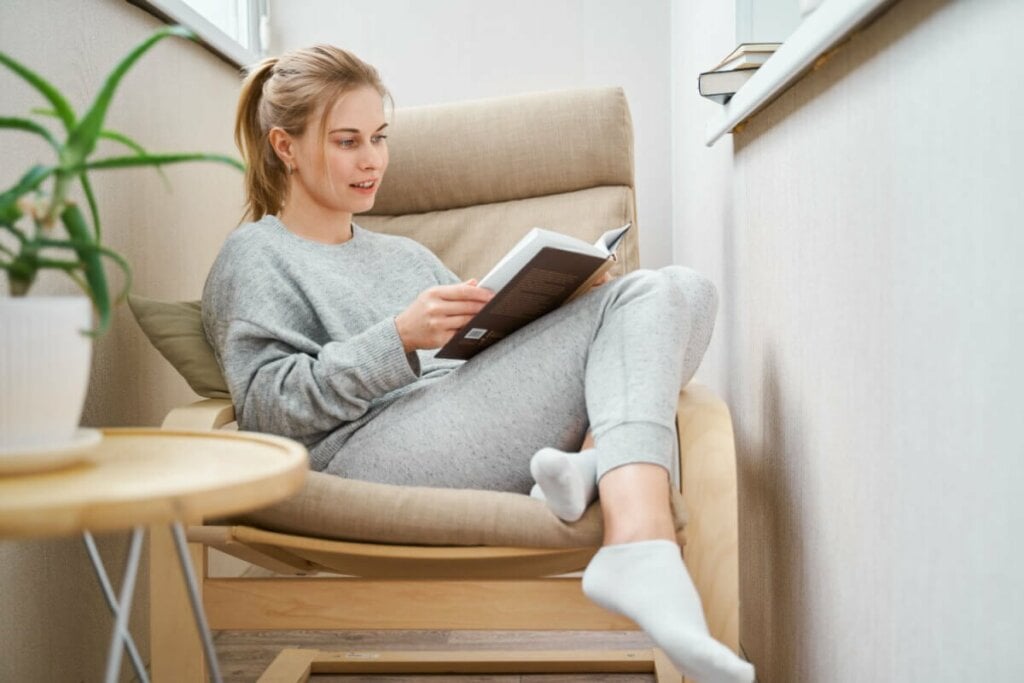 Relaxar o corpo e a mente s&atilde;o importantes para o aprendizado (Imagem: 2shrimpS | Shutterstock)