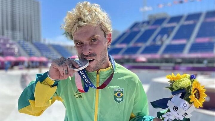 Pedro Barros conquistou medalha de prata nos Jogos Olímpicos de Tóquio (Foto: Julio Detefon, CBSk)