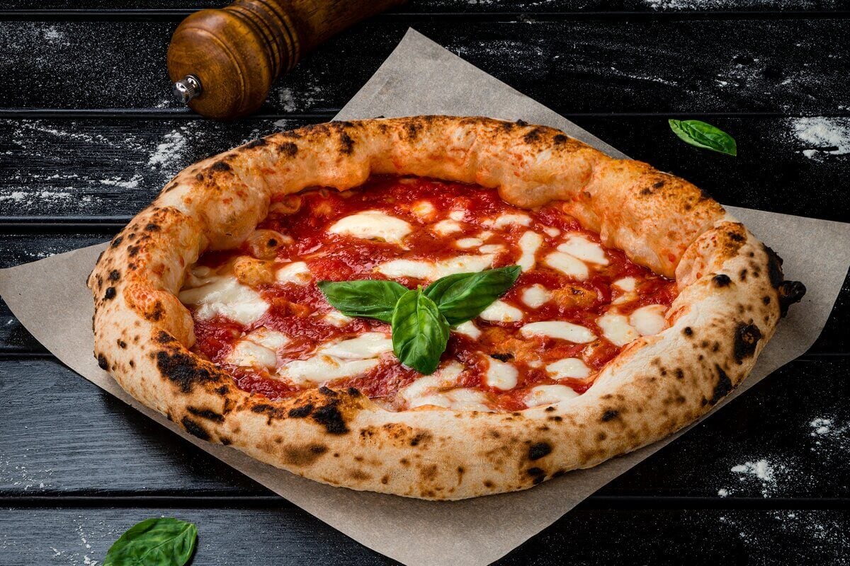As pizzas são um dos pratos favoritos dos brasileiros (Imagem: smspsy | Shutterstock)
